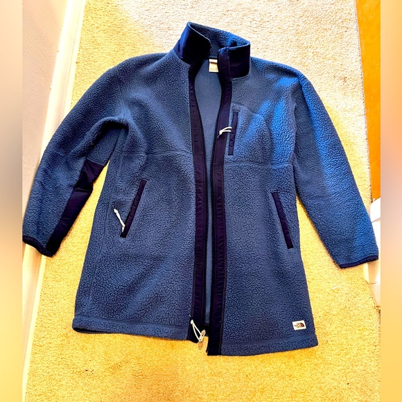 NORTH FACE Women’s Cragmont Coat, Size Medium, Shady Blue/Summit Navy Color, EUC - Picture 6 of 16